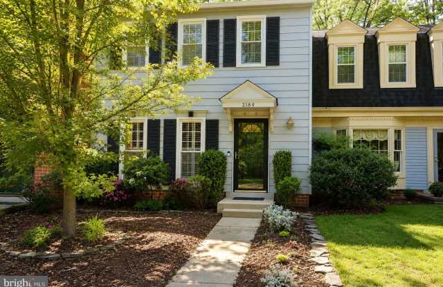 2184 POND VIEW Court photos photos