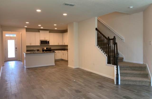66 Bush Pl Gallery 4