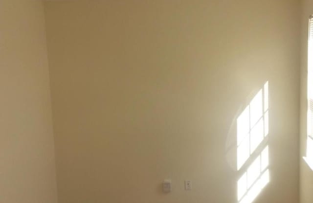 21800 FINDON COURT Gallery 2