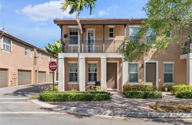 14741 SW 11th St photos photos