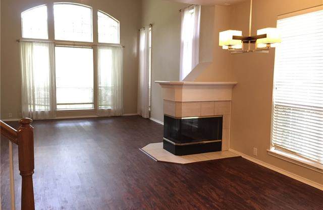 3952 Cobblestone Court Gallery 4