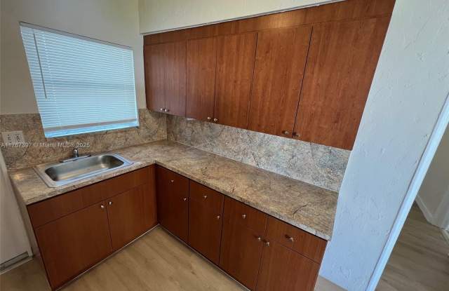 632 NE 85th St photos photos