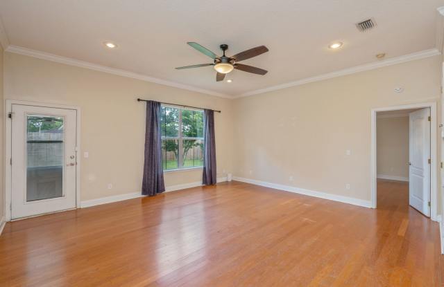 2978 Stillwell Boulevard Gallery 3