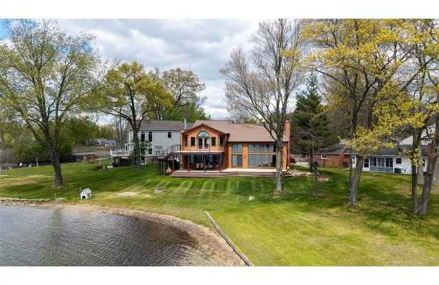 4533 Horseshoe Drive Gallery 2