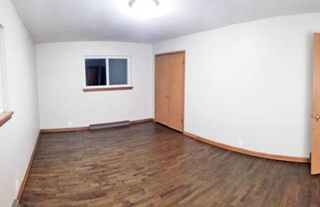 809 Colorado St Gallery 4