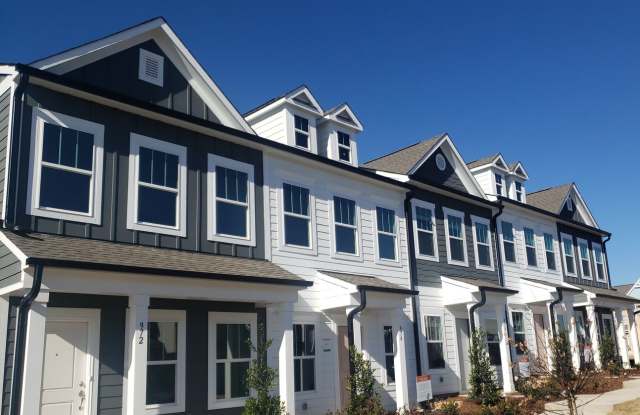 Modern 2-Bedroom Townhome – NOVEMBER MOVE IN - 979 Anchor Way, York County, SC 29745 Modern 2-Bedroom Townhome – NOVEMBER MOVE IN - 979 Anchor Way, York County, SC 29745