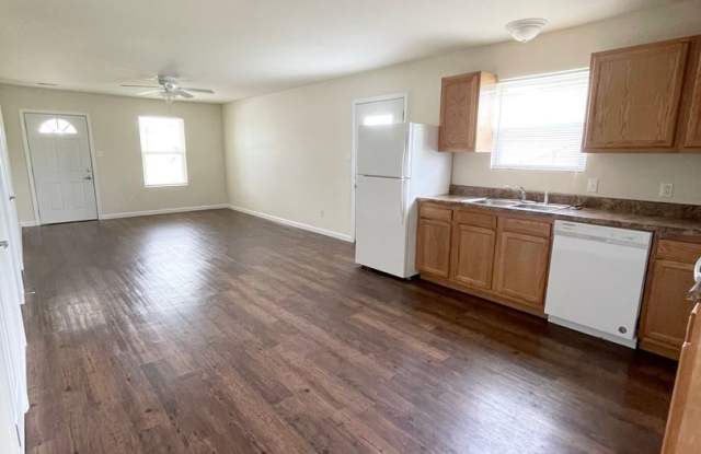 2 Bedroom | 2 Bathroom | Duplex Gallery 4
