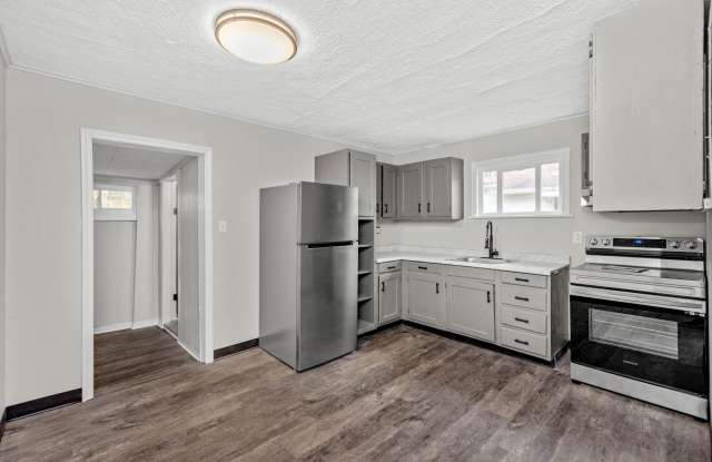 Charming 1 bedroom home in Baldwin available June 1! photos photos