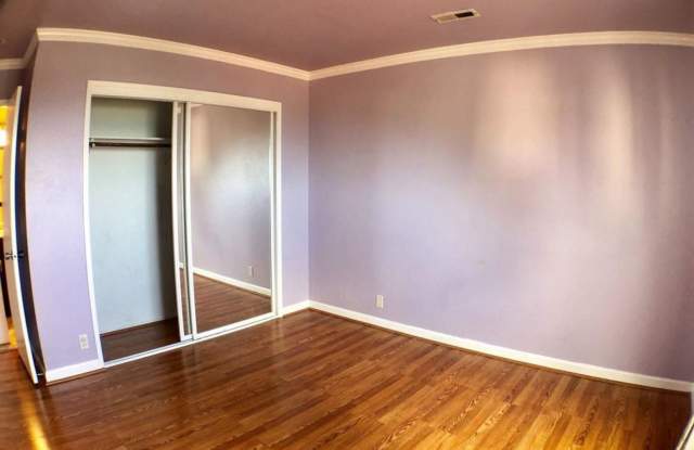 506 Monterey Rd.  Unit G Gallery 3