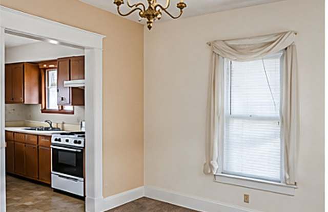 3 Bed 1 Bath Gallery 4