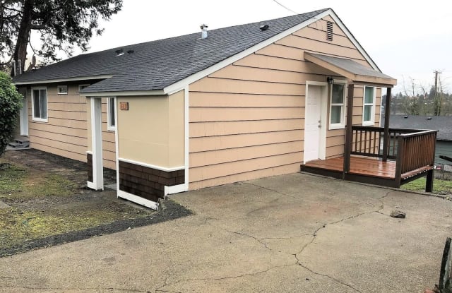 123 Acorn St - 123 Acorn Street, Bremerton, WA 98310