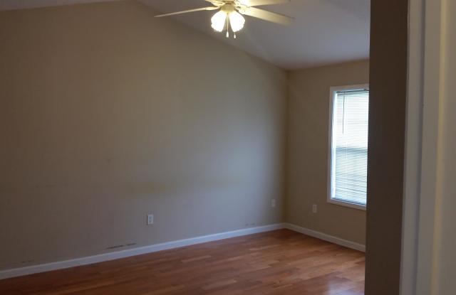 2220 W Geneva Gallery 2