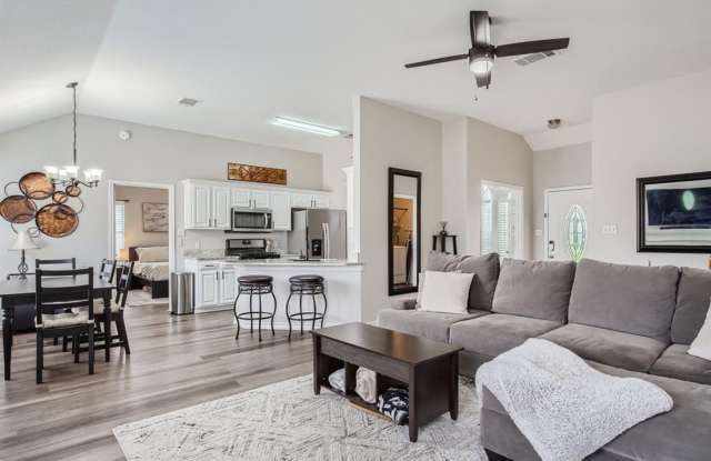 Comfort  Convenience in the Heart of Round Rock-1813 Southeastern Trl photos photos