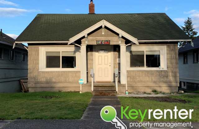Centrally Located 3Bed/1.5Bath Tacoma Home! photos photos