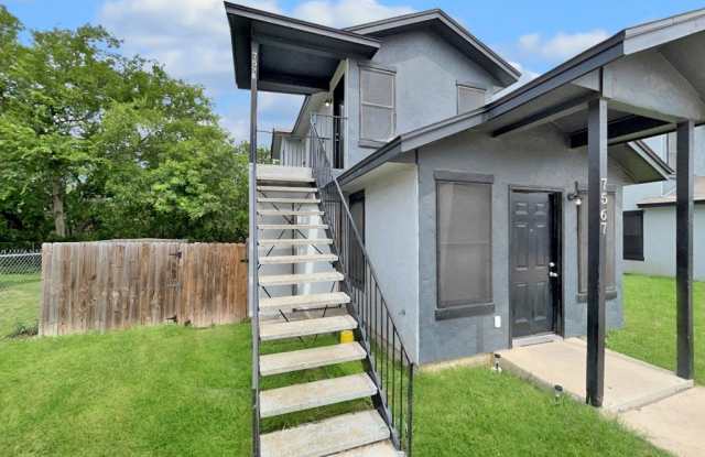 7571 Windsor Oaks photos photos