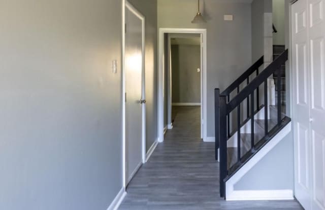 15014 COURTLAND Place Gallery 3