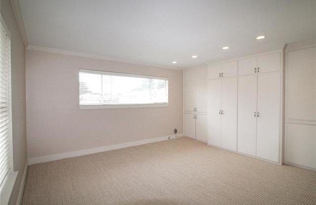 6117 Averill Way Gallery 4