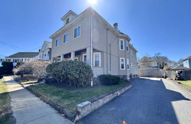 28 Faneuil Road photos photos