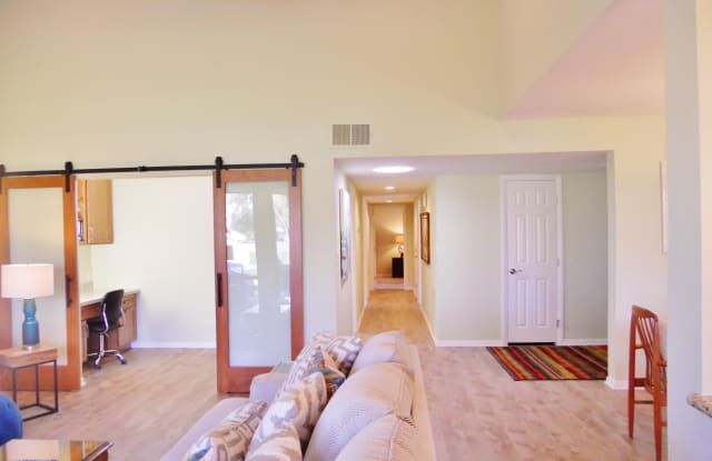 73 Marbella Drive Gallery 4