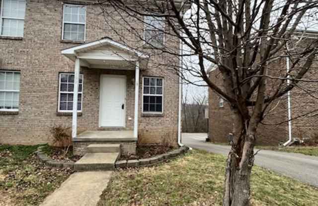 Stunning 2-bedroom, 2.5-bathroom townhouse photos photos
