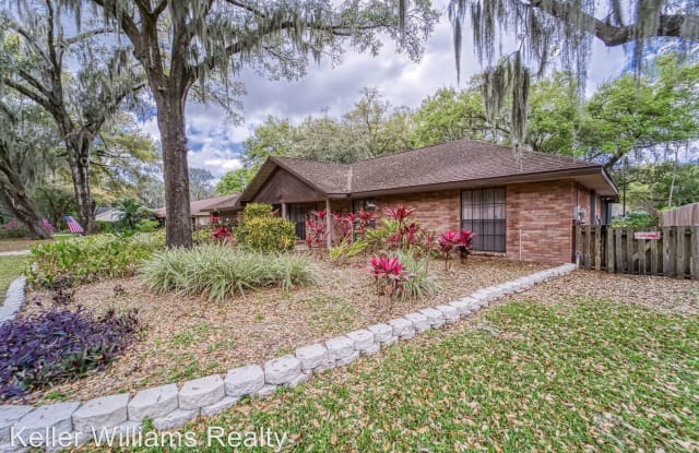 107 Wild Oak Drive - 107 Wild Oak Drive, Bloomingdale, FL 33511