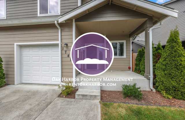 3 Bed 2.5 Bath - Townhome - Ft Nugent Park - NAS Whidbey photos photos