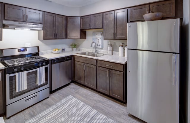 Carol Stream Crossing Gallery 2