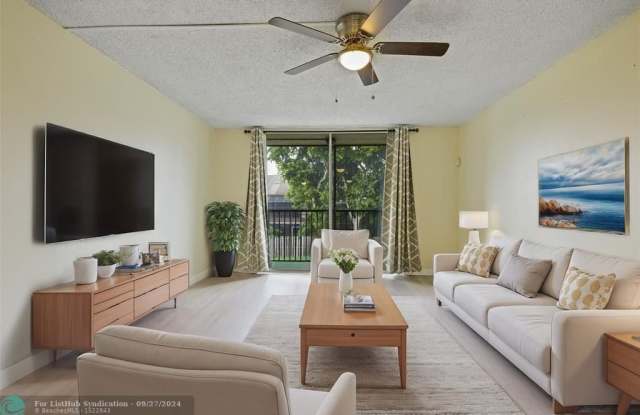 7175 Orange Dr - 7175 Orange Drive, Davie, FL 33314
