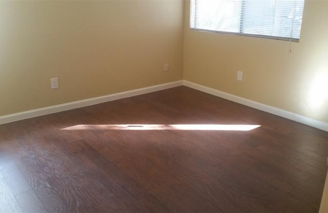 10260 Black Mountain Road, Gallery 4