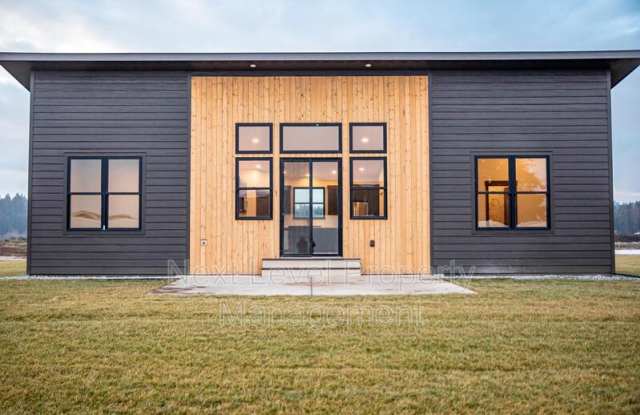 1530 Trumble Creek Road - 2 photos photos