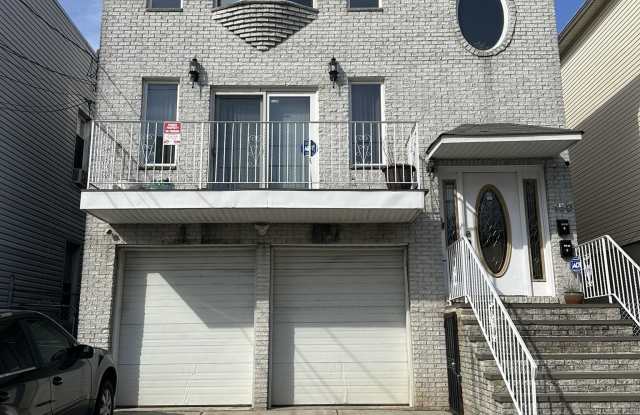 150 CLENDENNY AVE photos photos