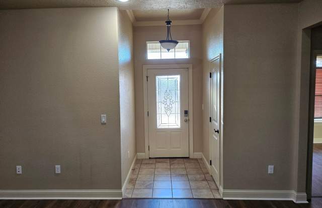 Amazing 3 Bedroom in East Clovis! Gallery 3