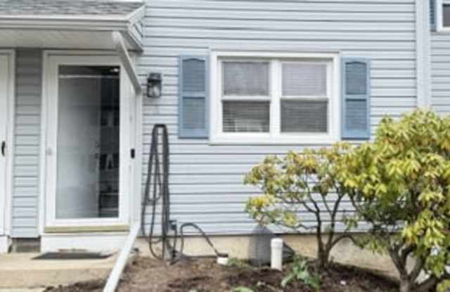 11 Fredericksburg Ct photos photos