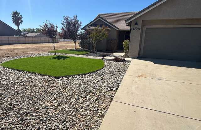 Lake California Home with 2 Car Garage and RV Parking- Available for Move In! $500 MOVE IN SPECIAL! photos photos