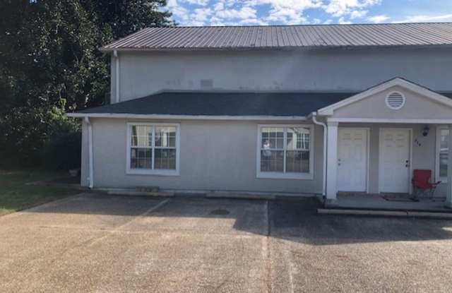 623 N Gloster St Apt # 315 - 623 North Gloster Street, Tupelo, MS 38804