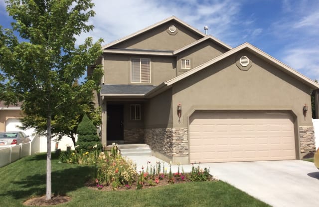 3424 W Newland Loop. Unit 5 - 3424 West New Land Loop, Lehi, UT 84043