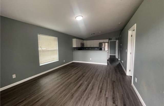 4806 24th Street SW Gallery 4