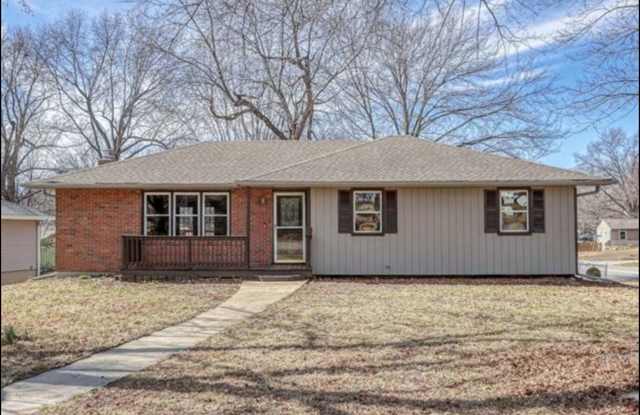 3bed/2Bath Photos coming Soon! - 814 North Yuma Avenue, Independence, MO 64056