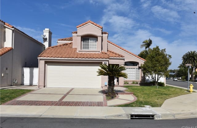 2 Corriente - 2 Corriente, Irvine, CA 92614