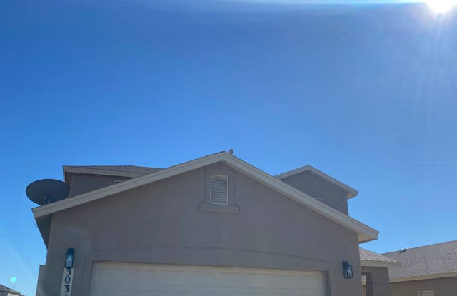 Beautiful 3 Bedroom 2.5 Bathroom House Available Now! photos photos
