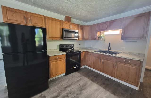 New Listing!!! Gallery 4