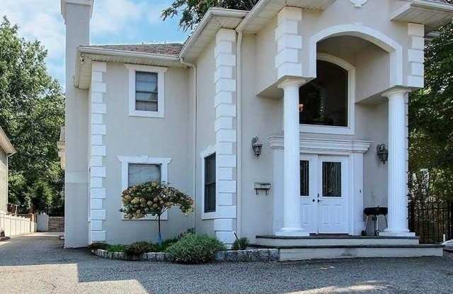 286 County Road FRONT photos photos