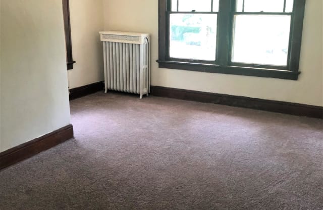 2015 Sherman Avenue #2 Rm 3 - 2015 Sherman Avenue, Dane County, WI 53704 2015 Sherman Avenue #2 Rm 3 - 2015 Sherman Avenue, Dane County, WI 53704