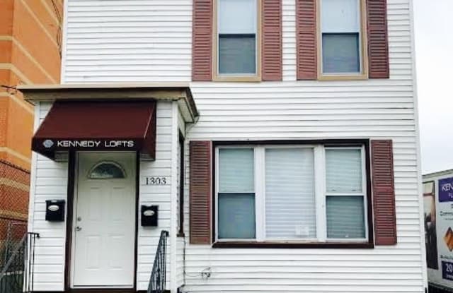 1303 12TH ST - 1303 12th Street, North Bergen, NJ 07047