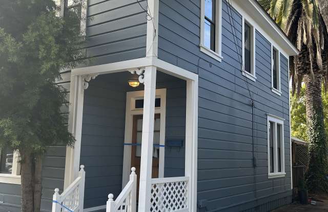 1018 Islay St Gallery 3
