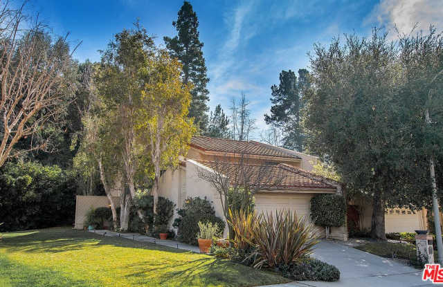 2518 ALMADEN Court - 2518 Almaden Court, Los Angeles, CA 90077