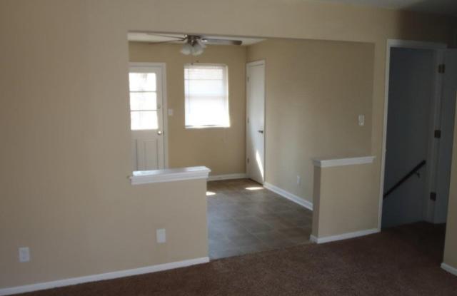 16506 Greenwald Court Gallery 4