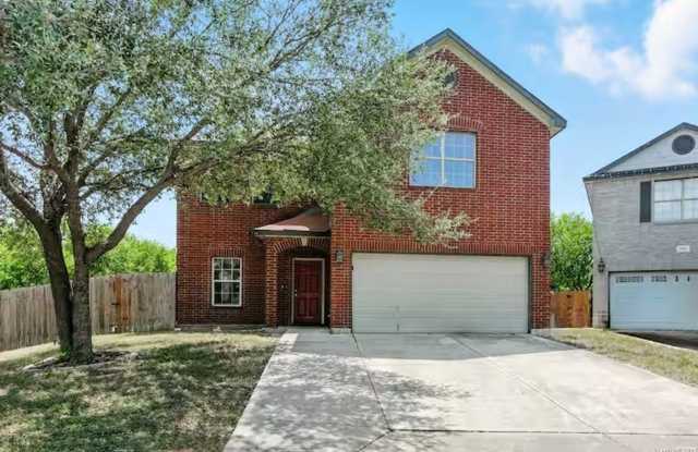 Spacious 3BR House in San Antonio Gallery 1