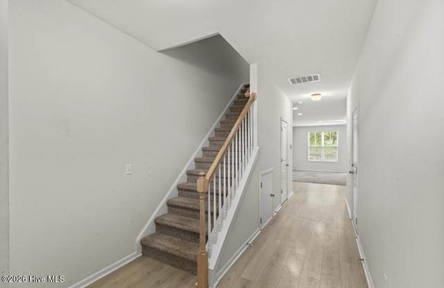 19 Aspen Road Gallery 3