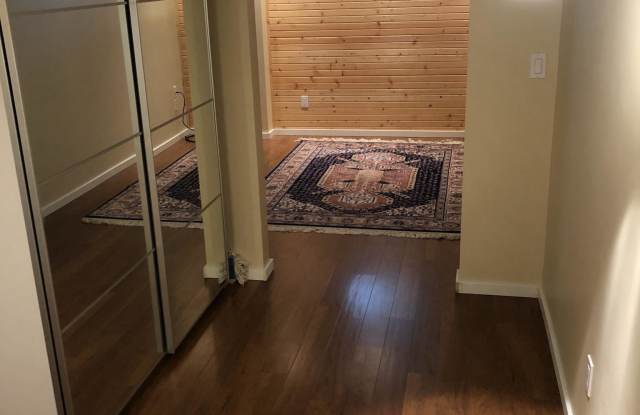 5232 Sand Point Way Northeast Gallery 4